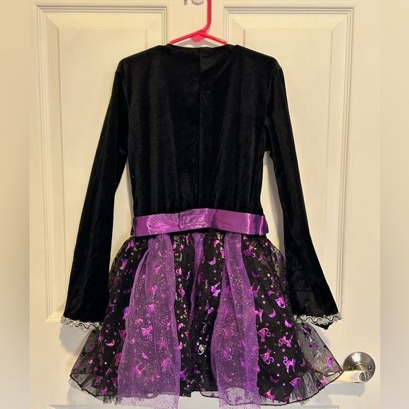 Spirit Darling Witch Costume - Purple and Black - Picture 14 of 16